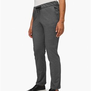 Lululemon on the fly pant-new